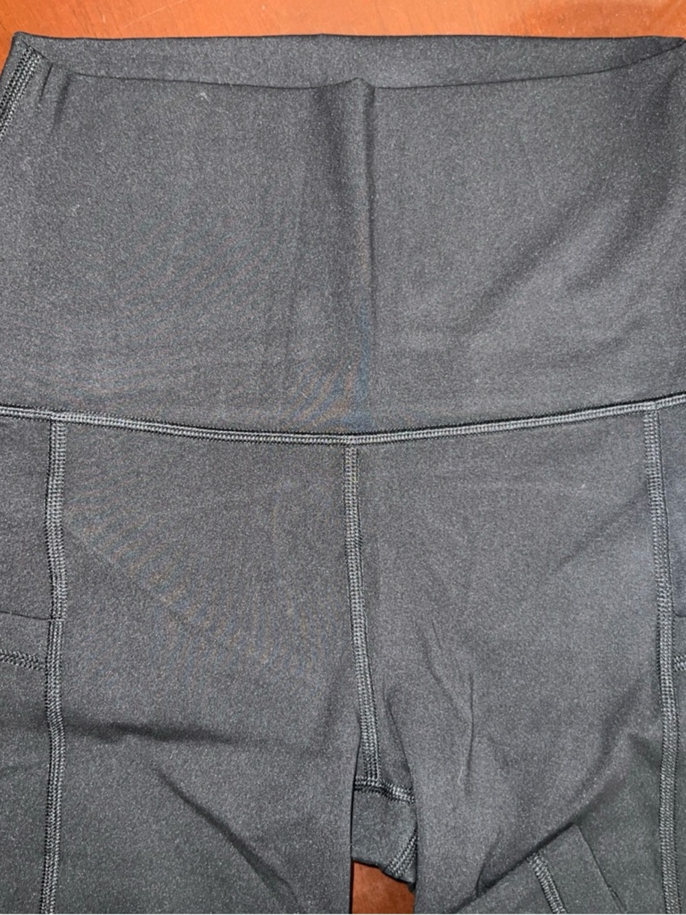 Yogalicious Lux Lenox Pocket Crop Tight Leggings - Picture 6 of 16